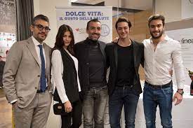 12,492 likes · 5 talking about this. Alex Pacifico E Ariadna Romero Per Dolce Vita Food Bollicine Vip