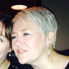 Suzanne Tracey (@suztraceynhs)