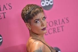 Want to see more posts tagged #halsey tattoo? Halsey Tattoos Marilyn Manson S Face On Her Torso