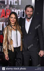 He is tall and with a very good physique. New York Usa 2 April 2018 Jordana Brewster Und Andrew Form Nehmen An Der New York Premiere Von Ruhe Am 2 April 2018 In New York City Credit Erik Pendzich Alamy Leben Nachrichten Stockfotografie Alamy