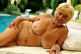 Naked Grandmother - 42 photos