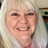 8 "Lori Heflin" profiles