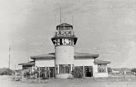 70 years ago, the nielson tower opened after the second world war as the home of philippine airlines. Blackbird At The Nielson Tower Posts Facebook