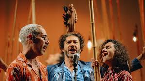 O que estou lendo, com Mandi Castro