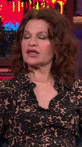 Rosanne Becker's Instagram, Twitter & Facebook