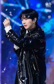 Enhypen Global On Twitter Iconic Photos Ni Ki Handsome
