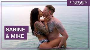 Are they truly happy together, or will they give into the temptation? Mochte Mike Sich Weiter Ausleben Oder Bleibt Er Sabine Treu Temptation Island Youtube