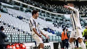 Gelandang italia atalanta matteo pessina (kiri) melakukan selebrasi setelah mencetak gol pada pertandingan sepak bola leg kedua semifinal piala italia atalanta vs napoli pada 10. Xyboyhgoboj1qm