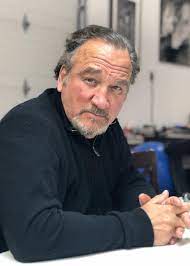 How tall is jude law? Jim Belushi Height Weight Family Facts Spouse Education Biography