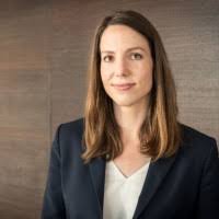 Schmitt mit seinem kanal die filmanalyse wie kein zweiter filmkritiker auf der plattform youtube. Lisa Schmitt Junior Partnerin Corporate M A Oppenhoff Partner Rechtsanwalte Linkedin