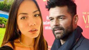 Hakan taşıyan ın ermeni olması. Doktor Sarkisi Ile Bilinen Hakan Tasiyan Hastanede Olumle Pencelesiyor