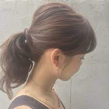 みち子 on instagram ねじりあげポニーテール 仕上がり 襟足をねじりあげて結び目に巻きつけるだけのポニーテール アレンジが苦手な方でもこれなら簡単に出来ると思います ヘアアレンジ みち子アレンジ イラストイメージ mery 簡単 まとめ髪 ヘア