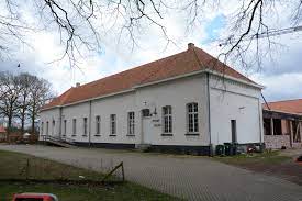 The ideal base for visiting the two belgian colonies of benevolence is (as of spring 2017) is the visitor. Bestand Cafe Bayerd Kolonie 32 Wortel Jpg Wikipedia