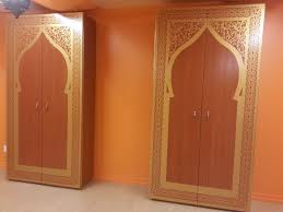 Armoires D Inspiration Du Moyen Orient De 4x8 Fait A La Main Motif De Portes Orientales Marocaines Wardrobe 4x8 Handm Idee Deco Danse Orientale Oriental