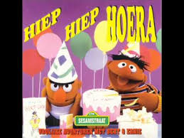 Bert En Ernie Jarig Youtube