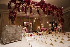 I am looking for any more ideas to add to the chicago theme. Four Seasons Chicago Luxury Wedding Venue Yanni Design Studio