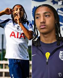 18 year-old Bournemouth winger Baylin Johnson is next up… Take in his clips  from last season 🥵🔥 Nothing better than a direct winger with tekk & end  product… Bagged 19 goals +