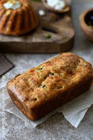 Cake Sale A La Grecque Poivron Feta Et Olives Le Blog Cuisine De Samar Recette Cake Sale Cake Vegetarien Cake Sale Vegetarien