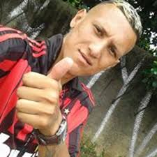 Stream James Felipe music