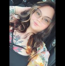 Tina Cintron's Instagram, Twitter & Facebook