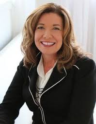 Hyland promotes Susan deCathelineau to chief customer success officer