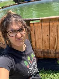 What part of the sand filter needs to be replaced to remove algae from the  pool?