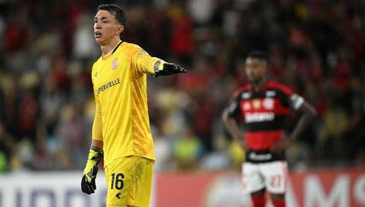 Muslera defende 3 p&ecirc;naltis, Estudiantes elimina Flamengo e enfrenta Palmeiras na final da Libertadores &ndash; Costa Branca News