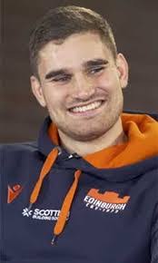 Rosanne Lang's Instagram, Twitter & Facebook