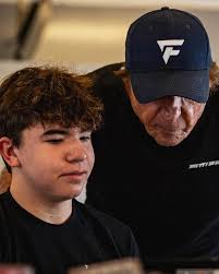 🇧🇷 Mais uma etapa da FRMEC para o Emmo no próximo fim de semana, junto da  @officialmpmotorsport em Dubai. Ele vem muito feliz em 2024, pronto para os  desafios. Vamos, Emmo! Deus