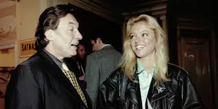 Po tom, čo ju opustil otec karel gott, je jej manželstvo s timom v troskách. Dominika Gottova Se Boji O Maminku Ktera Bojuje S Covidem Cnn Prima News