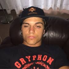 Brandon James (@James10Brandon)