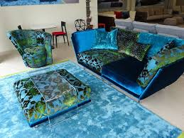 Bretz Napali And Eve S Island In Showroom Of Zetelboetiek Bretz Belgium Wohnung Einrichten Schone Betten Modernes Wohnen