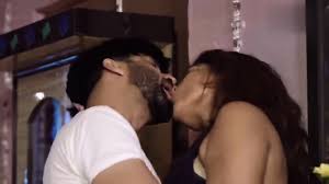 Simran Khan's sizzling hot song - In the night webseries HD