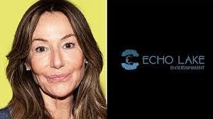 Ally Bean's Instagram, Twitter & Facebook