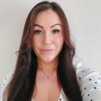 Carol Johansen's Instagram, Twitter & Facebook