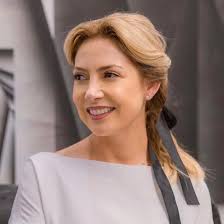 Usuarios cambiaron la ocupación de la primera dama. Fabiola Yanez Facebook