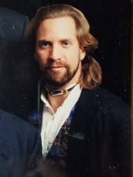 Sharing personal experiences with higher intelligence and sensitivity