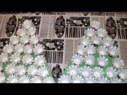 Noël approche à grands pas et vous cherchez des idées d'activités à faire avec les enfants ? Calendrier De L Avent Avec Gobelets En Plastique Youtube