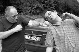 Aurélie chien chow chine (4). Gabriel Liiceanu Nu Stie Genurile Si Scrie Ustensil In Loc De UstensilÄƒ