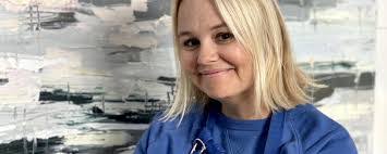 Ashley Gerst's Instagram, Twitter & Facebook