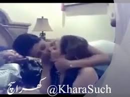 TV Anchor Mehar Bukhari Lesbian Kiss Exposed - Newsspreading.com - video  Dailymotion