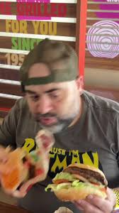 Ikseb 50% off Double Whoppers dan il-weekend gewwa Burger King  f'Tas-Sliema!! Iva dan huwa reklam!! #malta #maltasummer #burgerkingmalta  #peschel