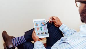 Banca premier (abre en ventana nueva). Mai E Tentant SÄ Muncesti In BancÄ Cele Mai Mari Salarii Nu Sar In Medie De 6 000 De Lei Iar AngajaÅ£ii Au Ajuns SÄ Ceara Salariu Minim Economica Net