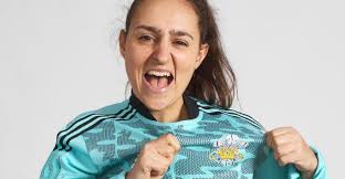 Surrey Women Name Squad for Season Opener in Wimbledon