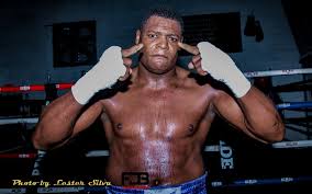 Бившият боксов шампион luis ortiz: Luis Ortiz Accepts Dillian Whyte S Offer To Fight On 12 22 In Uk Boxing News