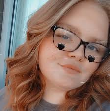 Who makes good transparent pies? 9" size ..