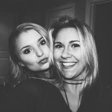 Bella Skinner (@Bella_Skinner)