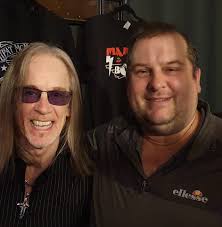 Stephen Walker updated his profile picture.