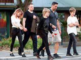 Billionaire elon musk's estranged father erroll musk, 72, has had a baby with his own stepdaughter who at 30 is 42 years his junior. Elon Musk Children Ages