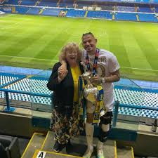 Excellent pressing in croatia's half to stop the world cup finalists from getting into any rhythm, and. Kalvin Phillips Sister Https Encrypted Tbn0 Gstatic Com Images Q Tbn And9gctk5pjuvu9wrwj8bbohz2a4y3eglapwheiez6cxjkgxe 4ke0r7 Usqp Cau Kalvin Phillips Is The Latest Lufcacademy Product To Step Up To The First Team Newton Ladd